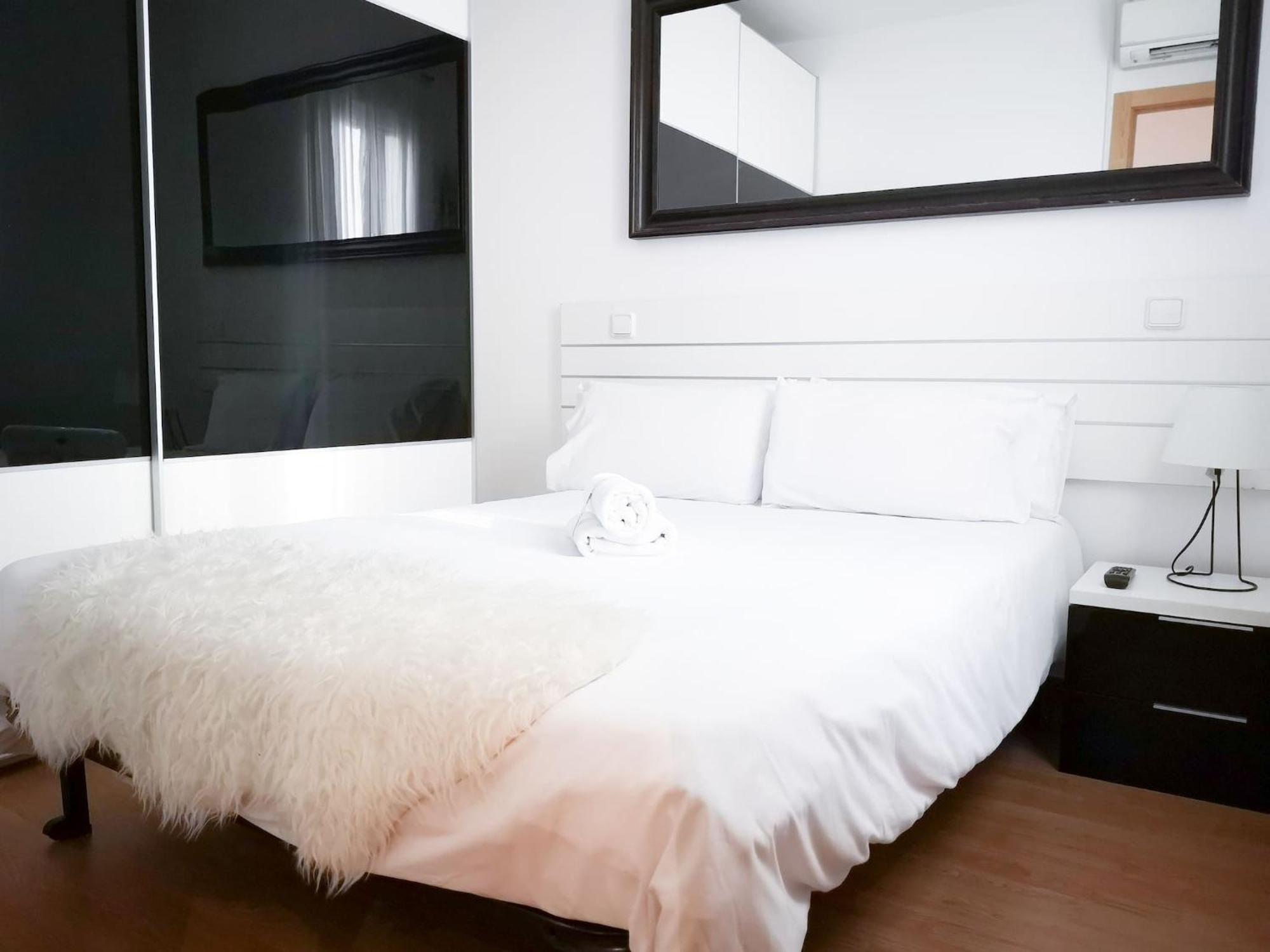Apartamentos Day Madrid Ildefonso Centro Gran Via Sol Malasana Exteriér fotografie